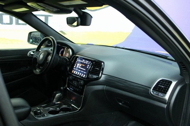 2020 Jeep Grand Cherokee Laredo