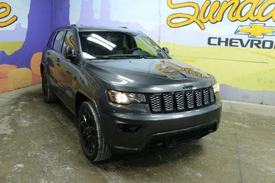 2020 Jeep Grand Cherokee Laredo