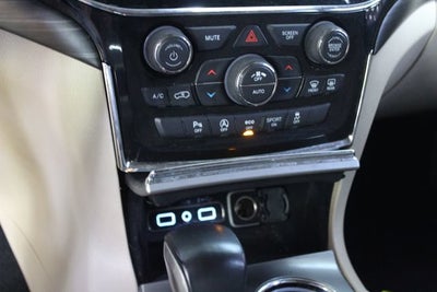 2022 Jeep Grand Cherokee WK Laredo E 4x4