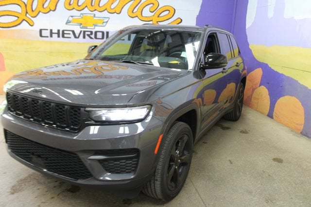 2023 Jeep Grand Cherokee Altitude 4x4