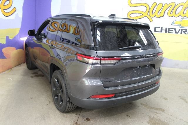 2023 Jeep Grand Cherokee Altitude 4x4