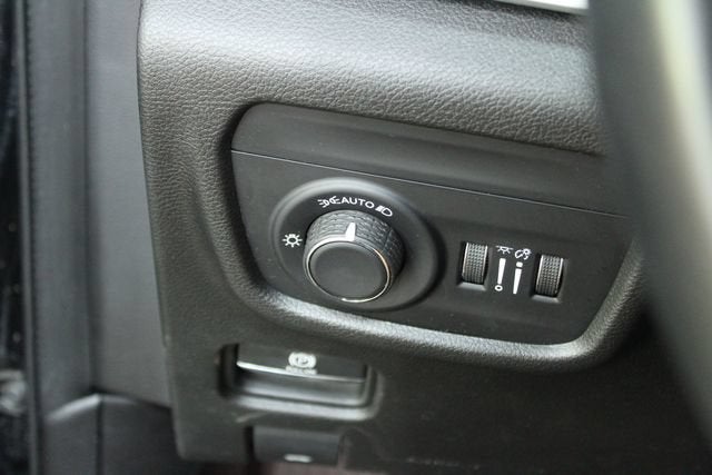 2022 Jeep Grand Cherokee L Laredo