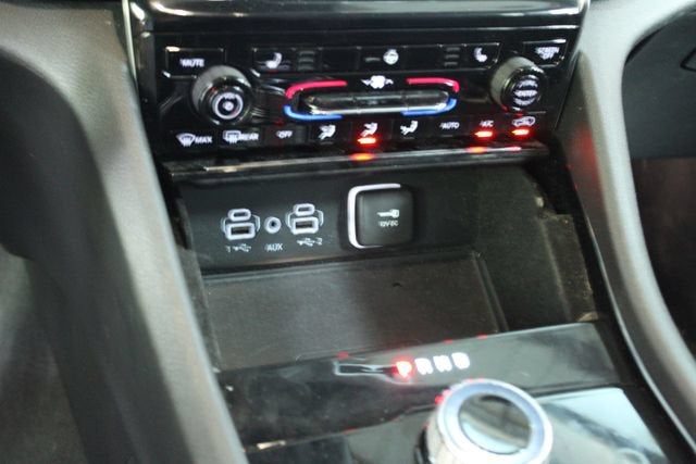 2022 Jeep Grand Cherokee L Laredo