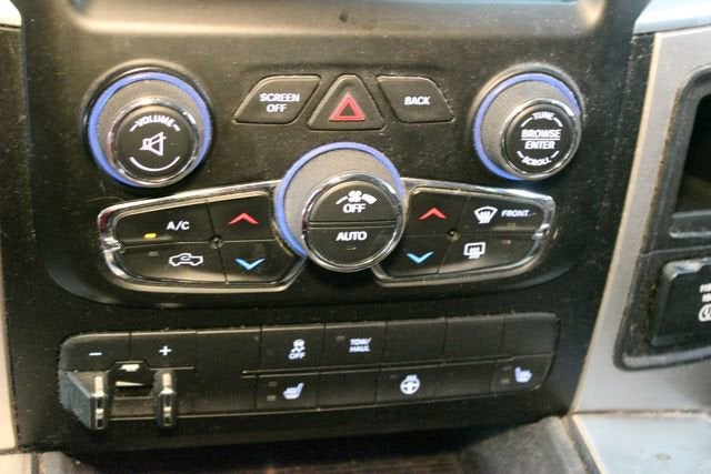 2017 RAM 1500 SLT