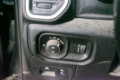 2021 RAM 1500 Big Horn Quad Cab 4x4 6'4" Box