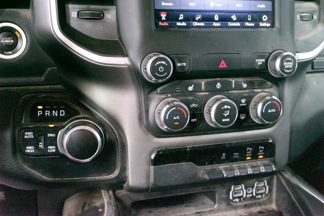 2021 RAM 1500 Big Horn Quad Cab 4x4 6'4" Box