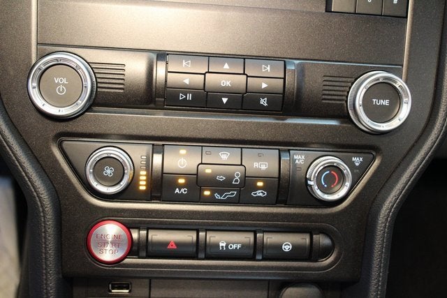 2022 Ford Mustang EcoBoost