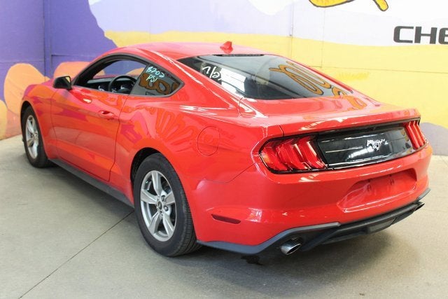 2022 Ford Mustang EcoBoost