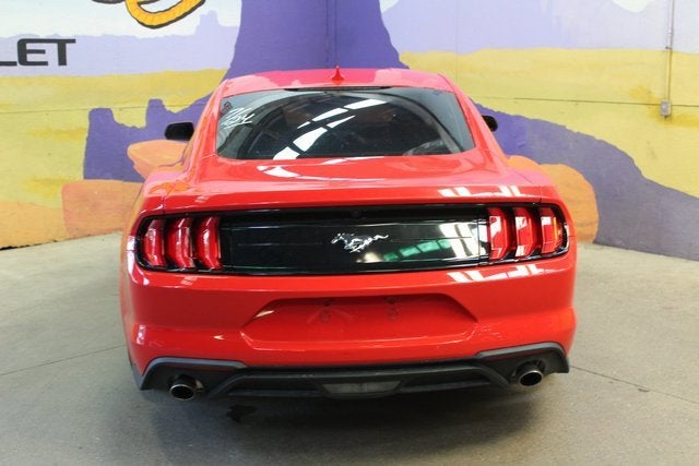 2022 Ford Mustang EcoBoost