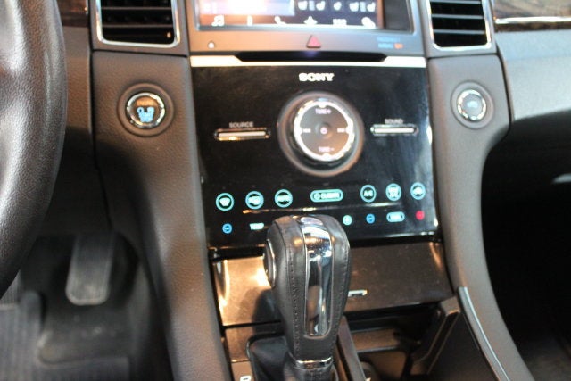 2016 Ford Taurus Limited