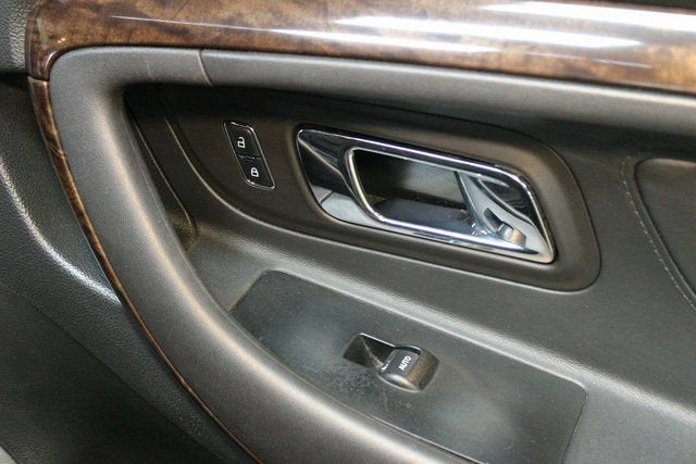 2016 Ford Taurus Limited