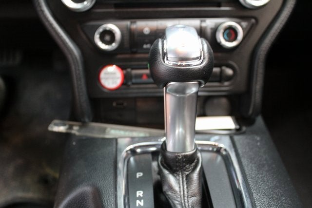 2017 Ford Mustang V6