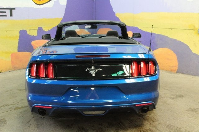 2017 Ford Mustang V6