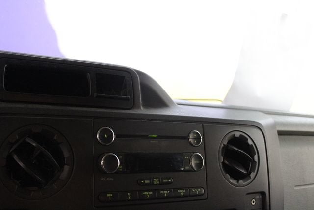 2012 Ford E-350 Super Duty XLT