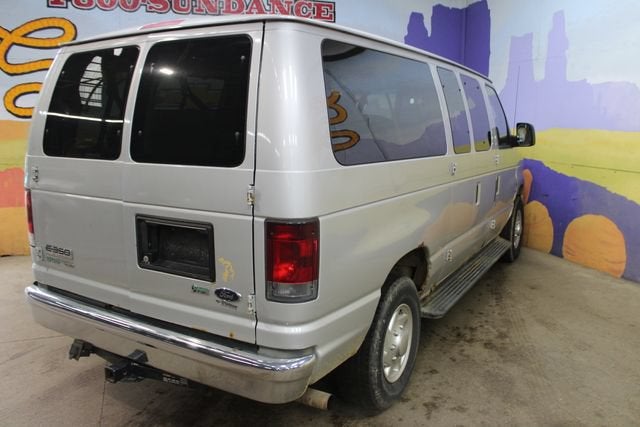 2012 Ford E-350 Super Duty XLT