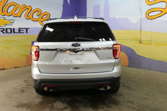 2017 Ford Explorer Base