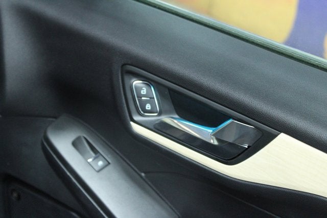 2021 Ford Escape Titanium Hybrid