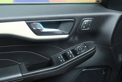 2021 Ford Escape Titanium Hybrid