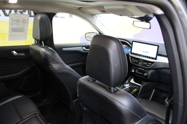 2025 Ford Escape Platinum