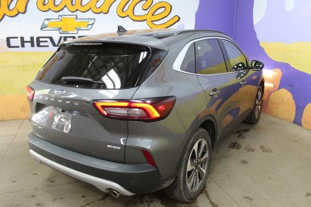 2025 Ford Escape Platinum