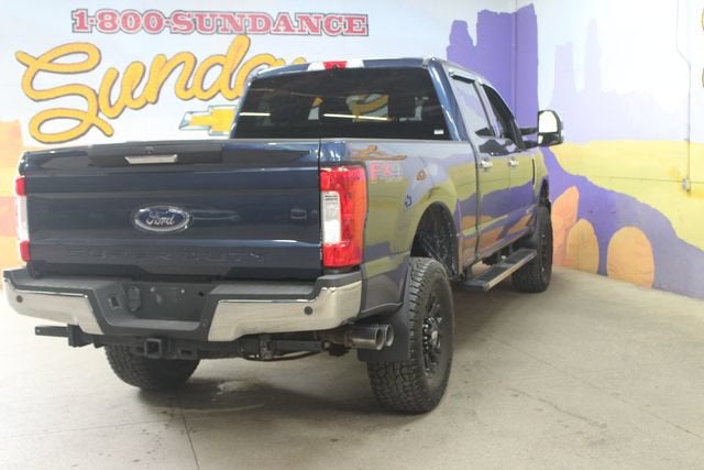 2017 Ford Super Duty F-250 SRW Lariat