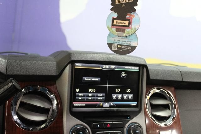 2015 Ford Super Duty F-350 SRW Platinum