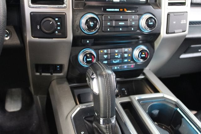 2015 Ford F-150 XLT w/HD Payload Pkg