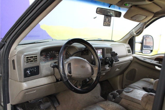 2001 Ford Super Duty F-350 DRW XL