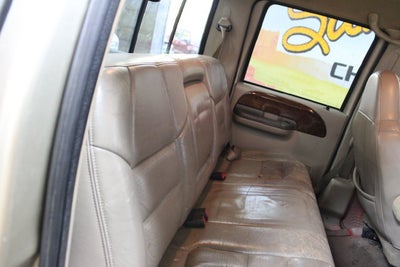 2001 Ford Super Duty F-350 DRW XL