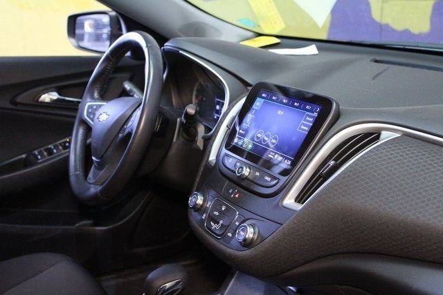 2022 Chevrolet Malibu RS