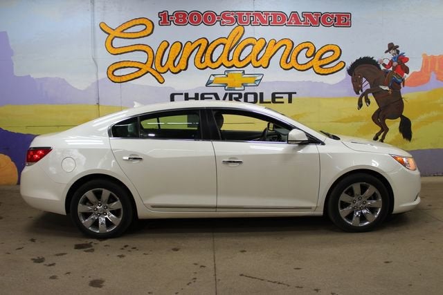 2010 Buick LaCrosse's photo