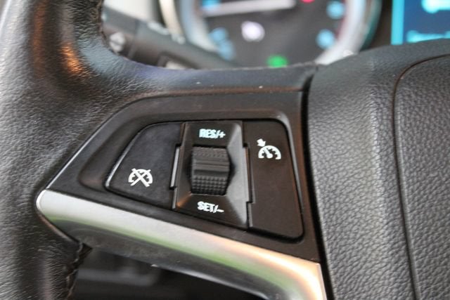 2017 Buick Verano Convenience 1