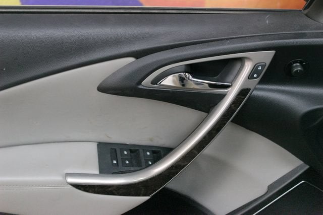2017 Buick Verano Convenience 1