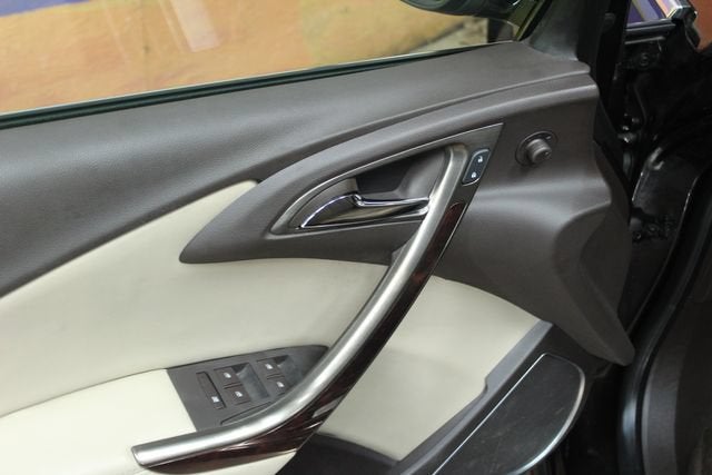 2016 Buick Verano Convenience 1