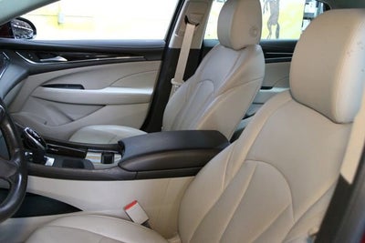 2017 Buick LaCrosse Essence