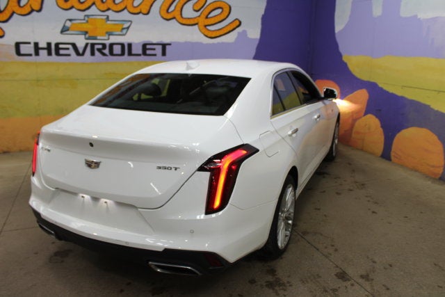 2022 Cadillac CT4 Premium Luxury