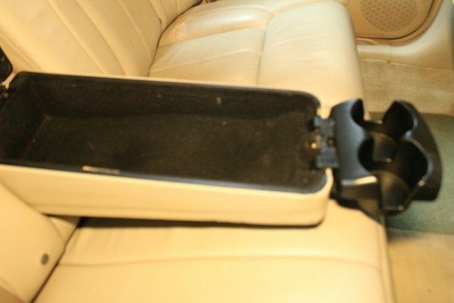 2010 Cadillac DTS w/1SD