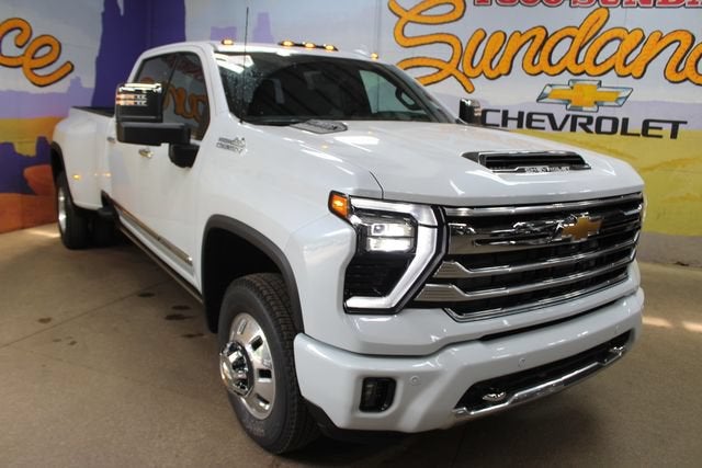 2026 Chevrolet Silverado 3500 HD High Country DRW