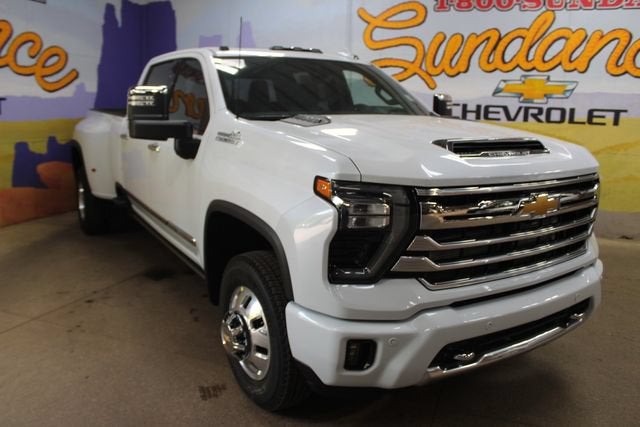 2026 Chevrolet Silverado 3500 HD High Country DRW