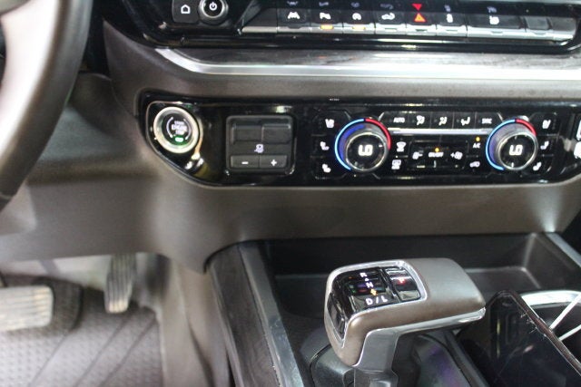 2025 Chevrolet Silverado 1500 LTZ - Photo 20