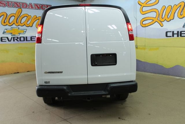 2024 Chevrolet Express Cargo 2500 WT