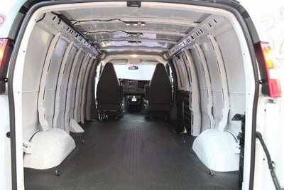 2025 Chevrolet Express Cargo 2500 WT