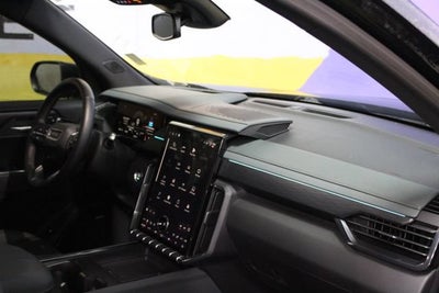 2024 GMC Acadia AT4