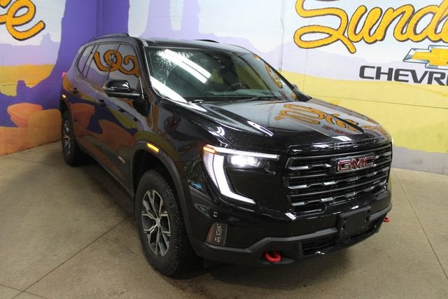 2024 GMC Acadia AT4