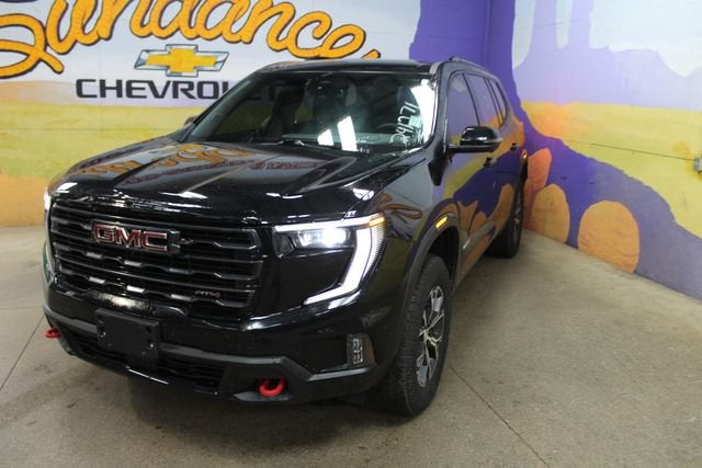 2024 GMC Acadia AT4