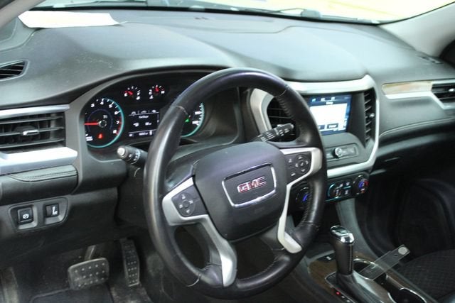 2017 GMC Acadia SLE