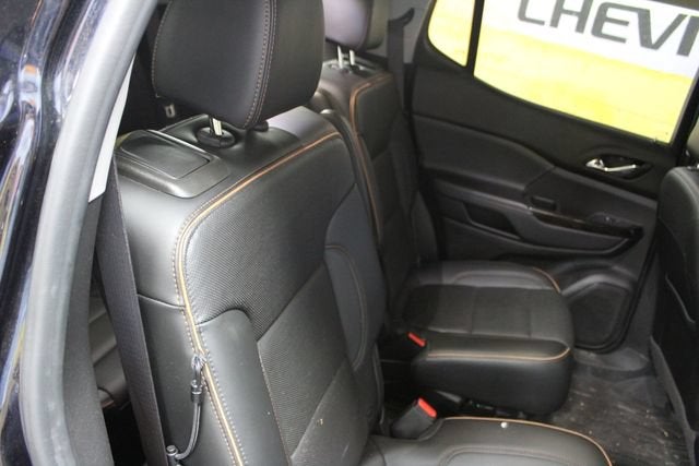 2021 GMC Acadia AT4