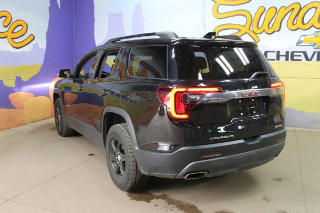 2022 GMC Acadia AT4