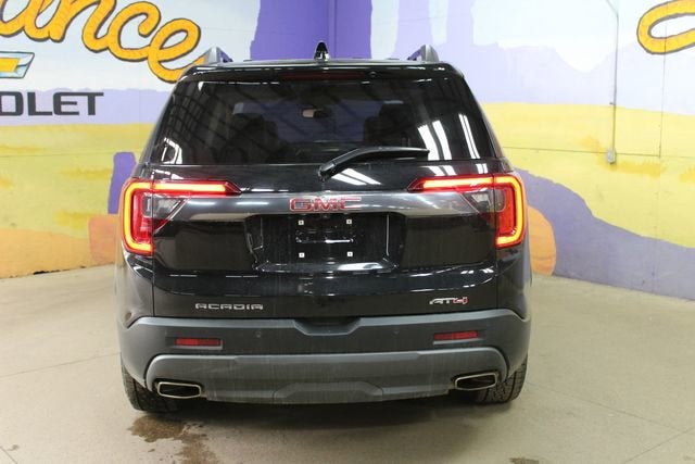 2022 GMC Acadia AT4