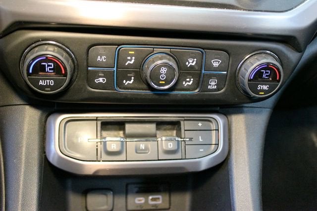2020 GMC Acadia AT4